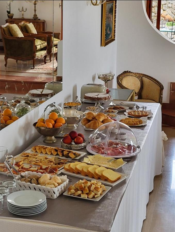 Villamara Luxury Rooms Специя Экстерьер фото