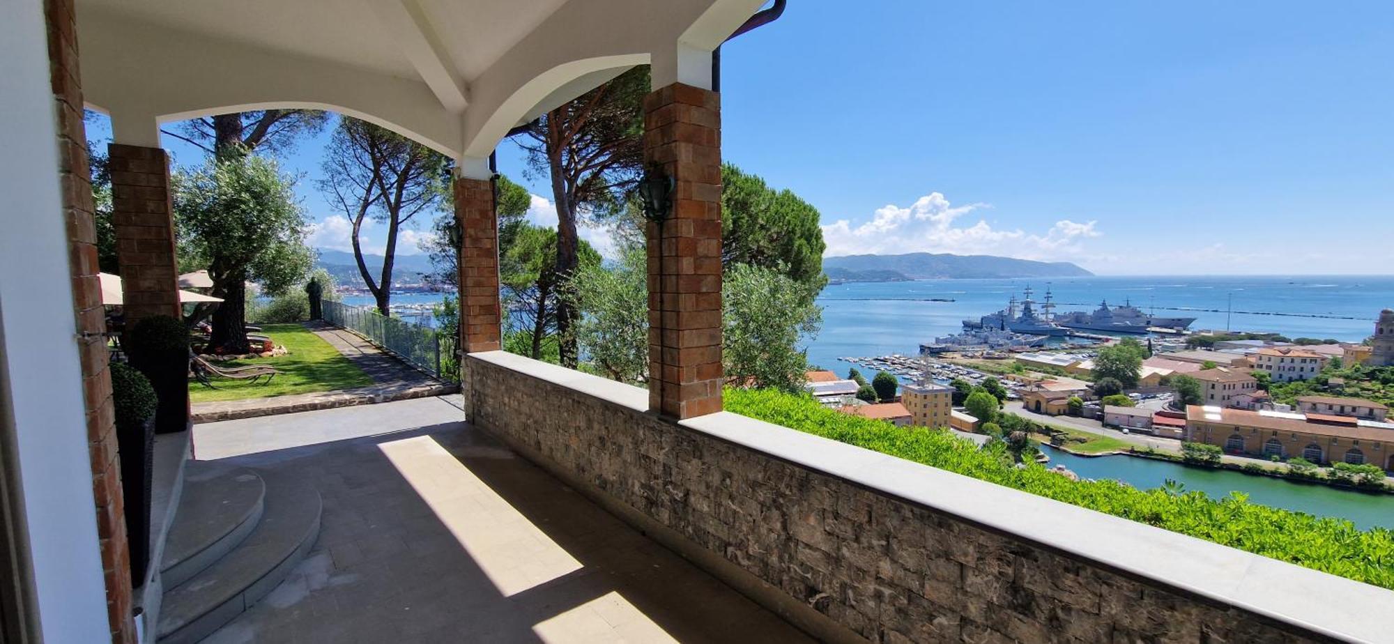 Villamara Luxury Rooms Специя Экстерьер фото